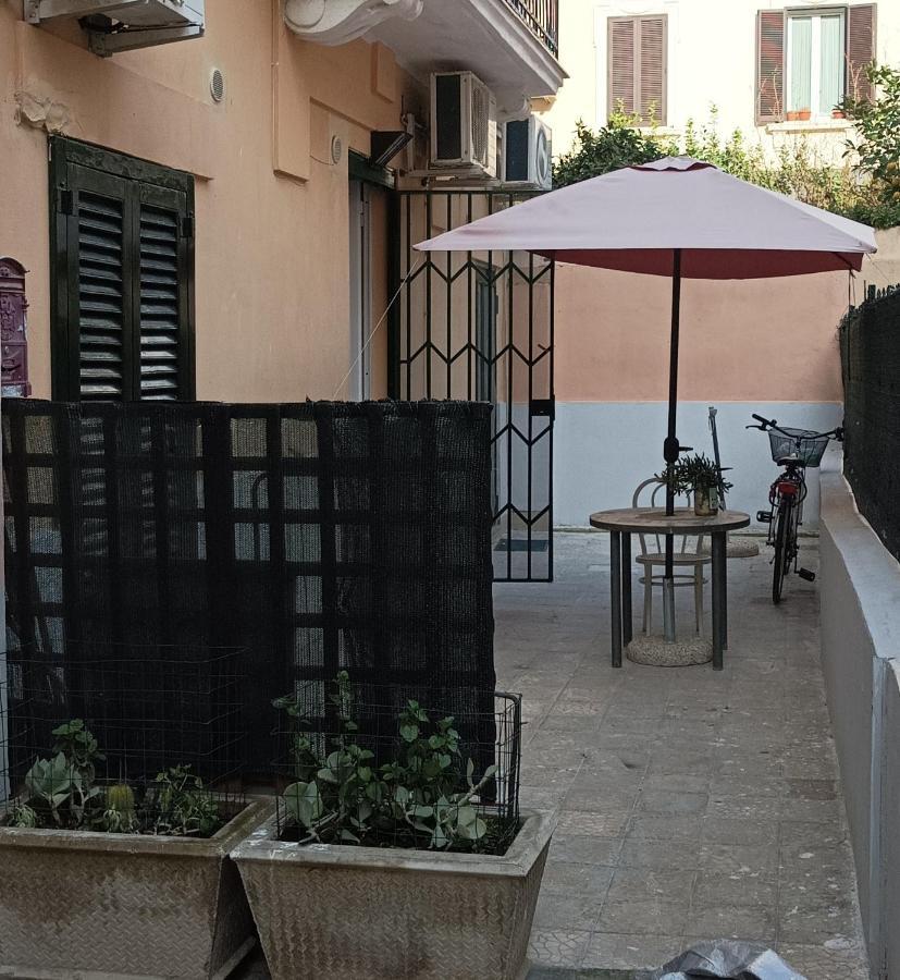Appartement Dimoramadonnella à Bari Extérieur photo